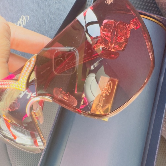 Sunglasses - Picture 7 of 11